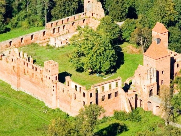 Castle in Szymbarku