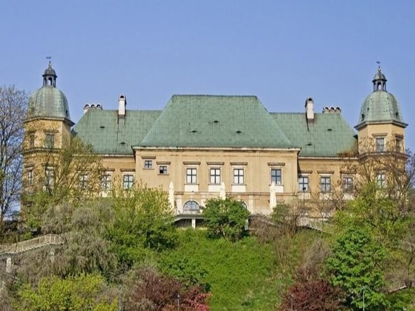 Ujazdowski Castle in Warsaw