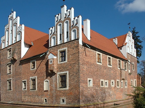Castle in Wojnowice