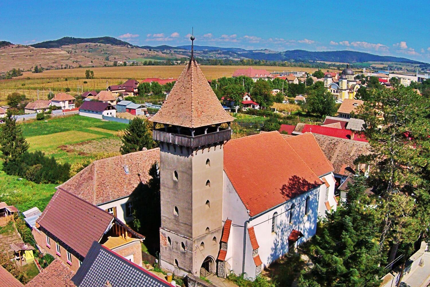Daneş fortified church