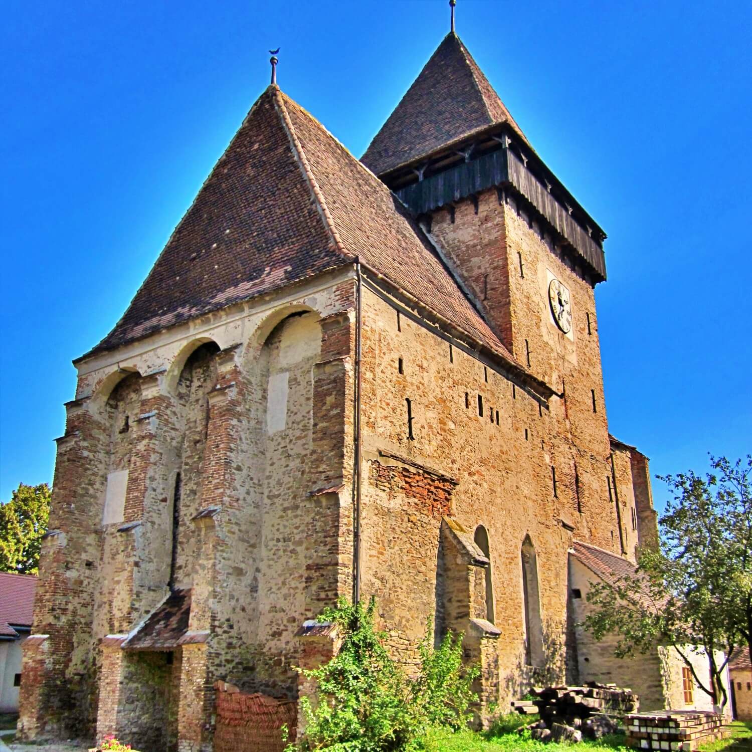 Axente Sever fortified church