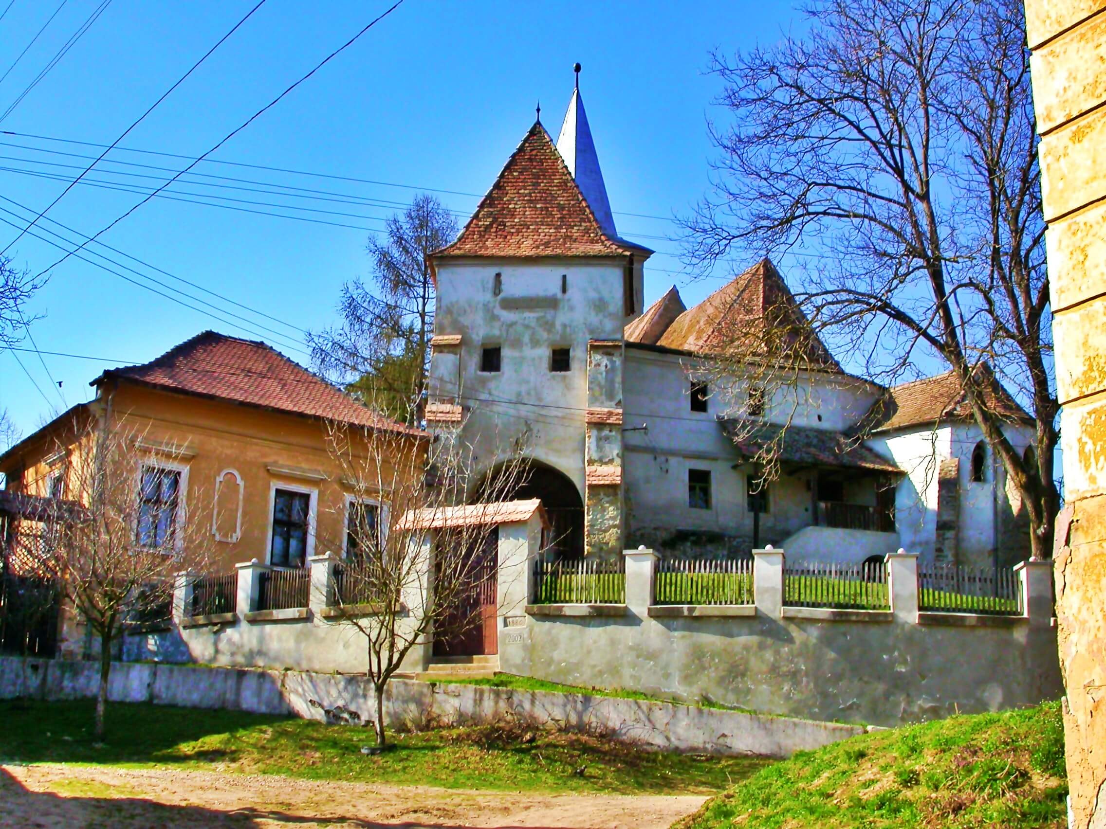 Curciu fortified church