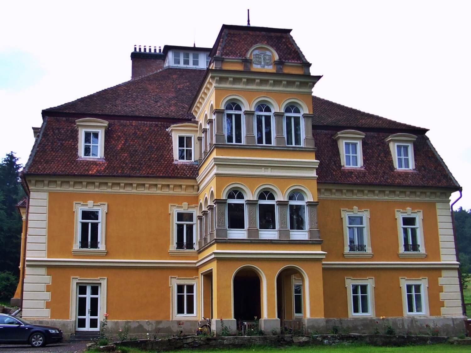 Mikes Estate (Zăbala)