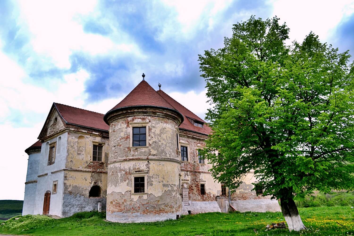 Ozd Pekri-Radak castle