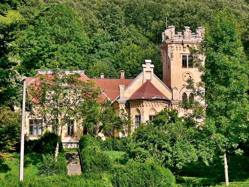 Zichy Hunting Lodge in Gheghie