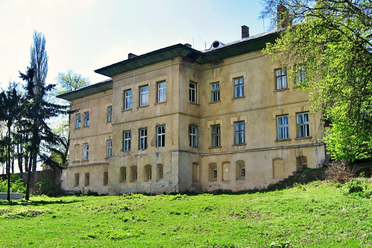 Cantacuzino-Deleanu Mansion