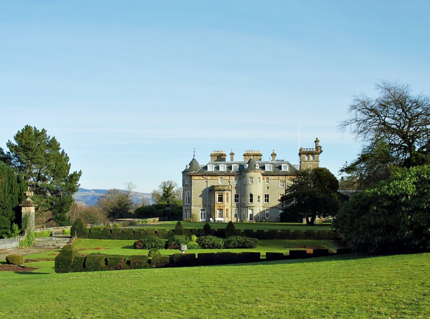 Finlaystone Castle