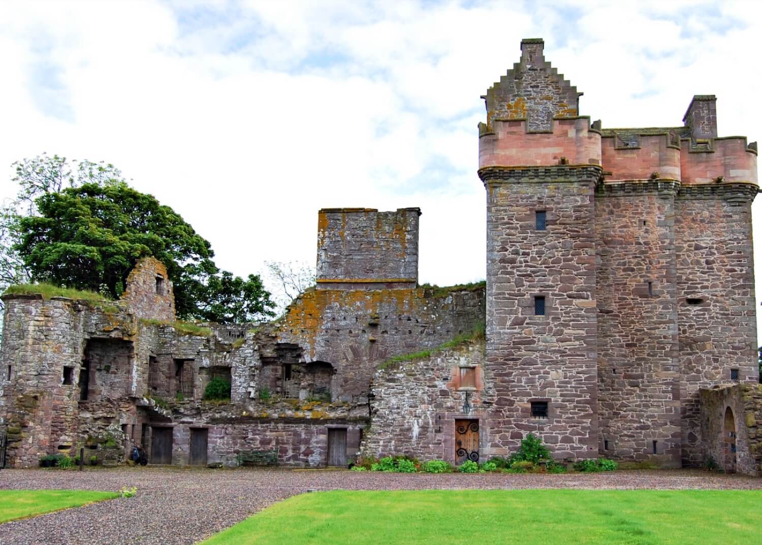 Melgund Castle