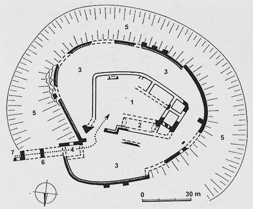 Legend to the ground plan:1 - upper castle, 2 - basement vaulted space, 3 - lower castle, 4 - entrance tower, 5 - moat, 6 - bridge pillar, 7 - advanced guardhouse