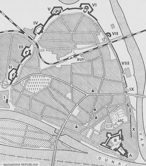 Legend to the ground plan:A - stará pevnosť, B - nová pevnosť, I-V - bastióny palatínskej línie (I-Bratislavská brána), VI až X - bastióny a batérie Vážskej línie