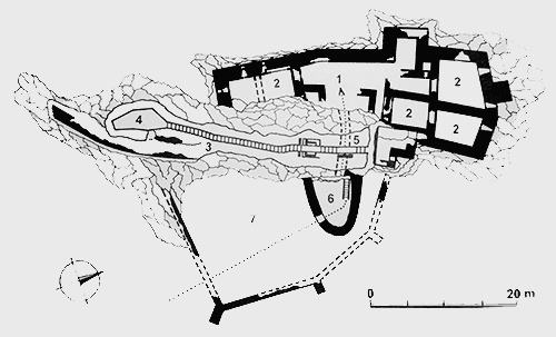 Legend to the ground plan:1 - courtyard of the middle castle, 2 - residential and operational buildings, 3 - narrow staircase carved into the rock, 4 - observatory, 5 - entrance tunnel, 6 - barbican, 7 - fortSource: BÁRTA V., BARTA V., NEŠPOR J. Hrady a zámky na Slovensku. Banská Bystrica : AB ART press