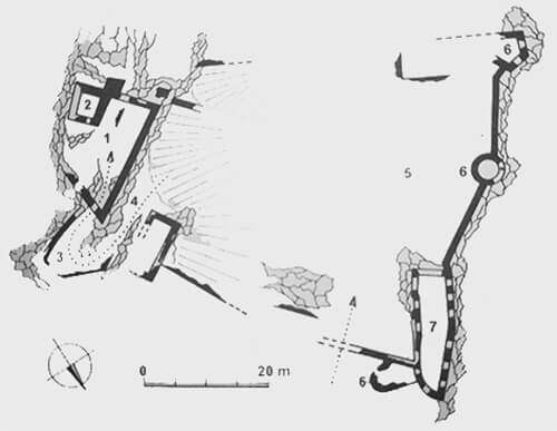 Legend to the ground plan:1 - upper castle, 2 - tower, 3 - forecourt, 4 - entrance corridor, 5 - lower castle, 6 - bastions of the lower castle fortifications, 7 - renaissance palaceZdroj: BÁRTA V., BARTA V., NEŠPOR J. Hrady a zámky na Slovensku. Banská Bystrica : AB ART press