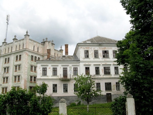 Yahilnytskyy castle