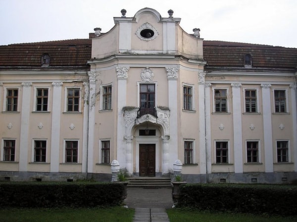 Archbishop's Palace (Obroshino)