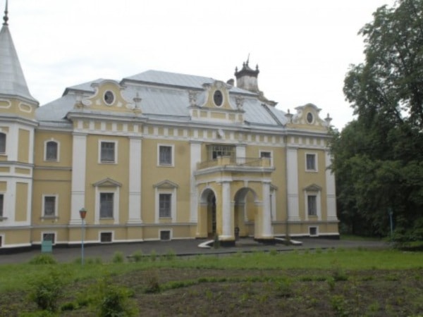 Palace Sobanskyh in village Verhivka