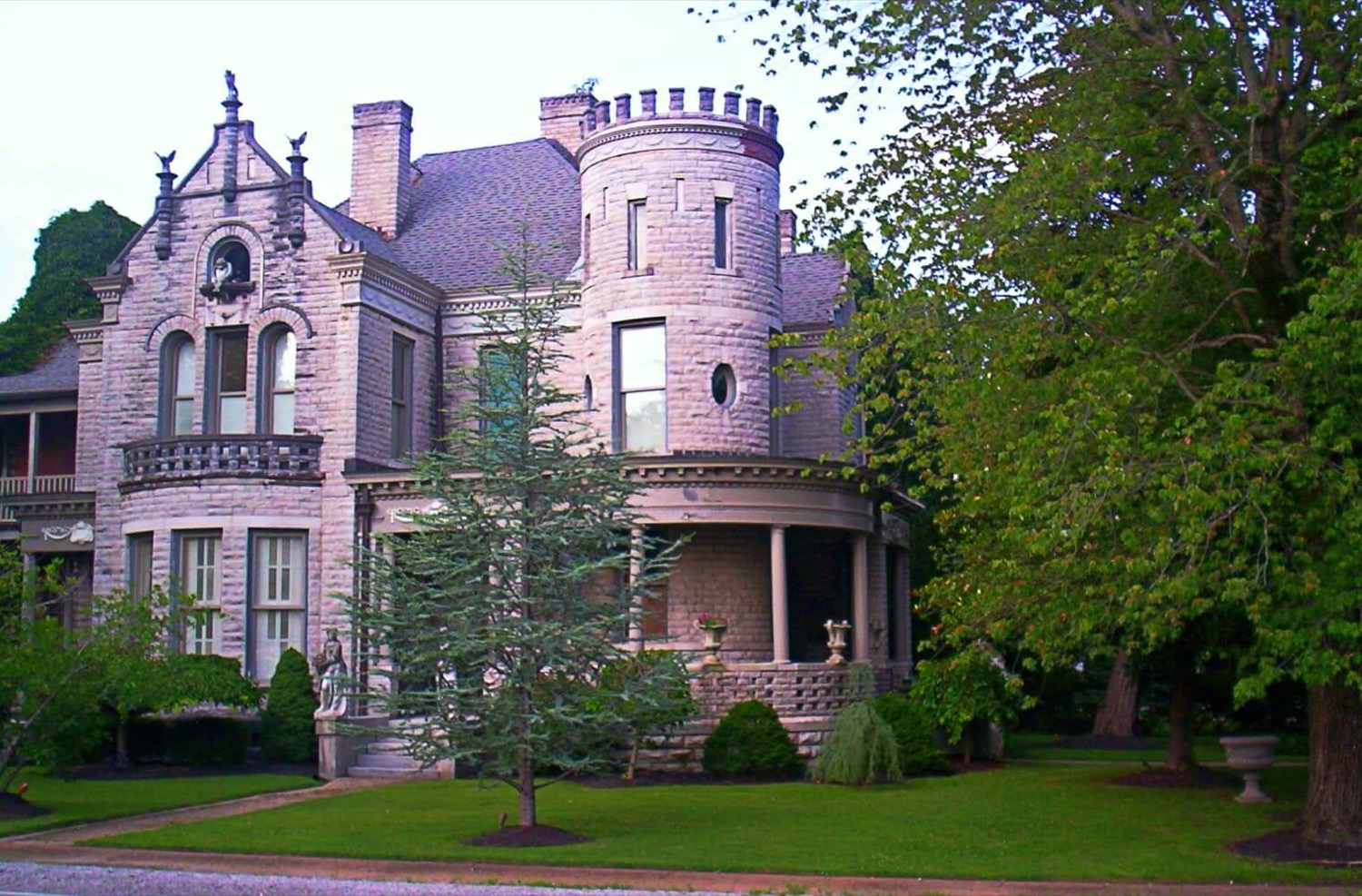 Guthrie Castle